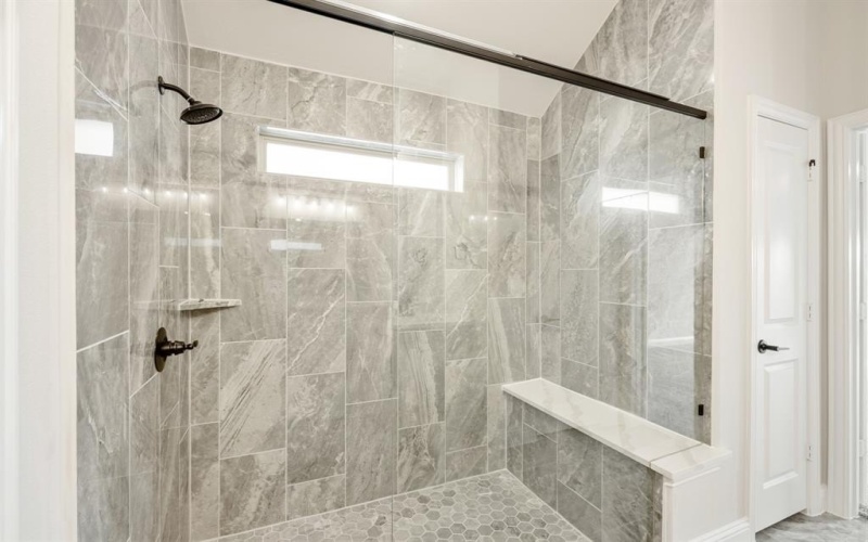 1080 Raptor Road, Alvarado, TX 76009, 3 Bedrooms Bedrooms, ,2 BathroomsBathrooms,Residential,For Sale,1080 Raptor Road,20810827