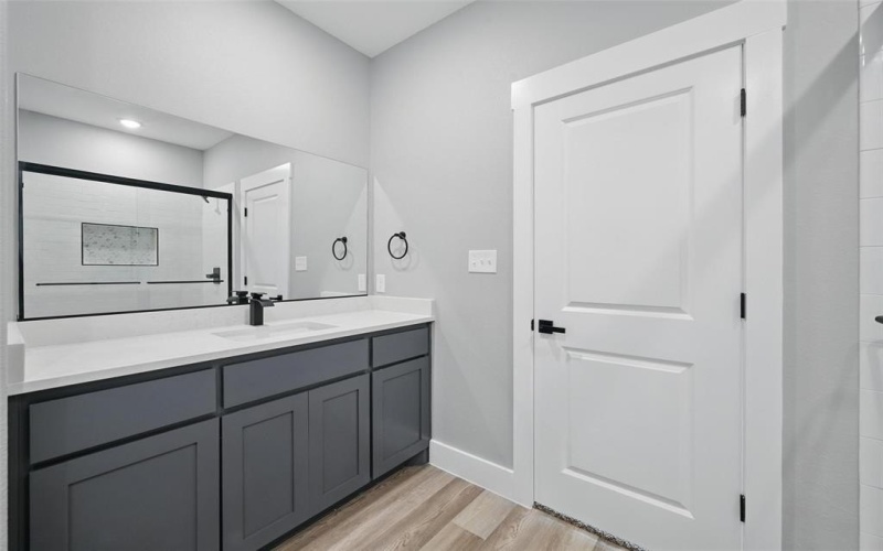 720 W Parnell, Denison, TX 75020, 3 Bedrooms Bedrooms, ,2 BathroomsBathrooms,Residential,For Sale,720 W Parnell,20810904