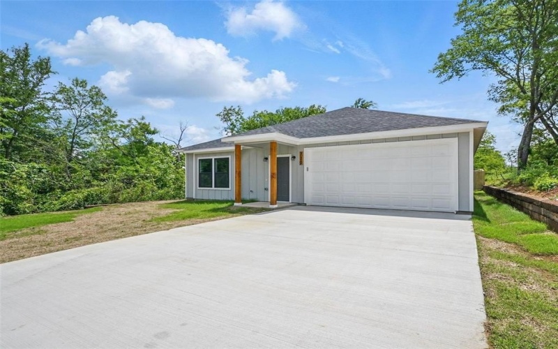 720 W Parnell, Denison, TX 75020, 3 Bedrooms Bedrooms, ,2 BathroomsBathrooms,Residential,For Sale,720 W Parnell,20810904