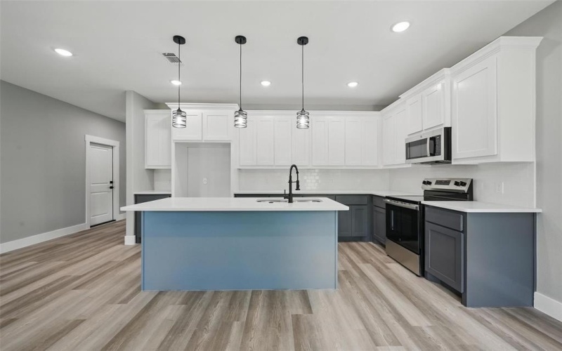 720 W Parnell, Denison, TX 75020, 3 Bedrooms Bedrooms, ,2 BathroomsBathrooms,Residential,For Sale,720 W Parnell,20810904