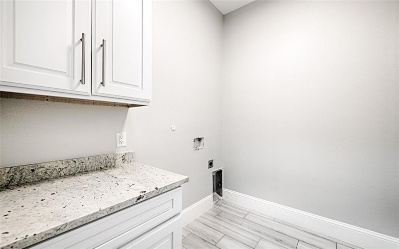1703 Westchester Drive, Ennis, TX 75119, 4 Habitaciones Habitaciones , ,3 BañosBaños,Residential,En Venta,1703 Westchester Drive,20810952