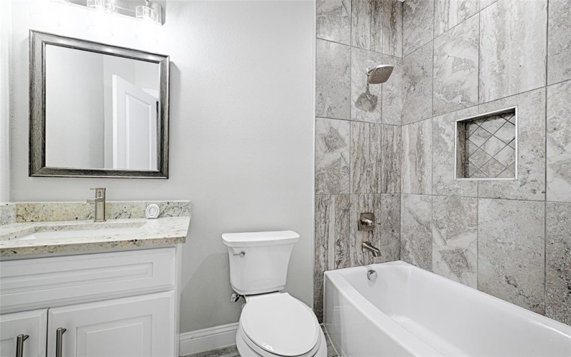 1703 Westchester Drive, Ennis, TX 75119, 4 Habitaciones Habitaciones , ,3 BañosBaños,Residential,En Venta,1703 Westchester Drive,20810952