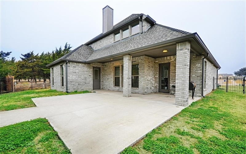 1703 Westchester Drive, Ennis, TX 75119, 4 Habitaciones Habitaciones , ,3 BañosBaños,Residential,En Venta,1703 Westchester Drive,20810952
