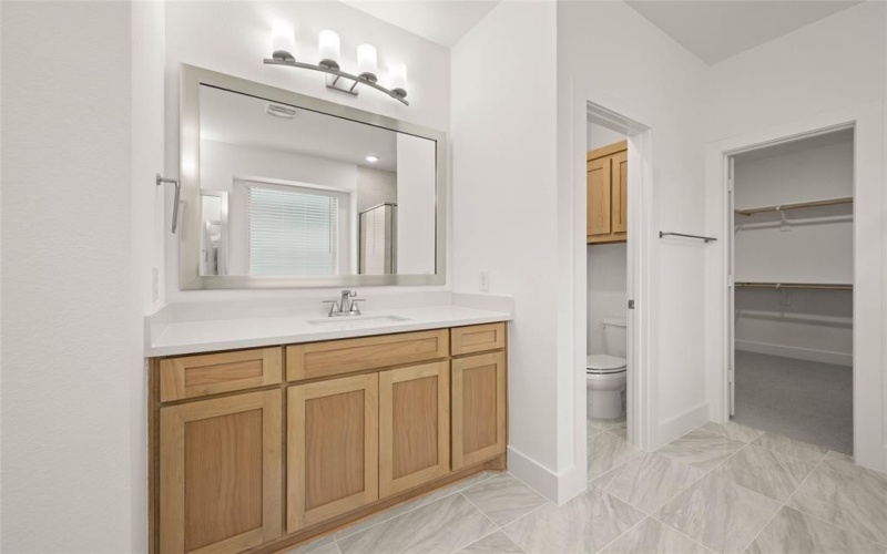 217 Tradd Street, Glenn Heights, TX 75154, 5 Habitaciones Habitaciones , ,5 BañosBaños,Residential,En Venta,217 Tradd Street,20810997