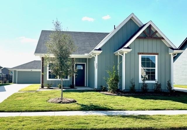 625 Charlotte Lane, Burleson, TX 76028, 3 Bedrooms Bedrooms, ,2 BathroomsBathrooms,Residential,For Sale,625 Charlotte Lane,20814853