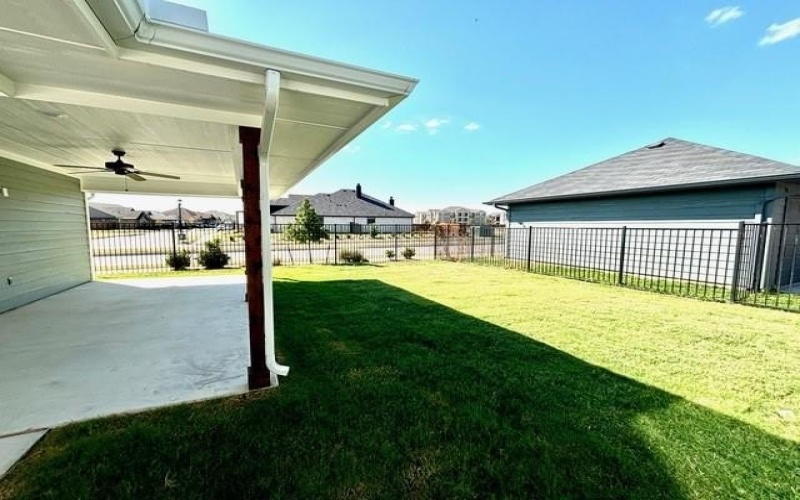 625 Charlotte Lane, Burleson, TX 76028, 3 Bedrooms Bedrooms, ,2 BathroomsBathrooms,Residential,For Sale,625 Charlotte Lane,20814853
