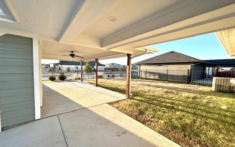 625 Charlotte Lane, Burleson, TX 76028, 3 Bedrooms Bedrooms, ,2 BathroomsBathrooms,Residential,For Sale,625 Charlotte Lane,20814853