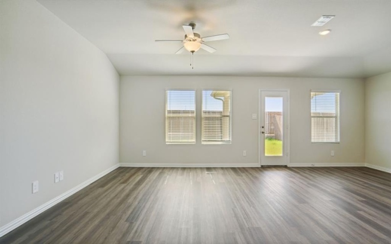 1344 Los Olmos Lane, Crandall, TX 75114, 3 Habitaciones Habitaciones , ,2 BañosBaños,Residential,En Venta,1344 Los Olmos Lane,20811109