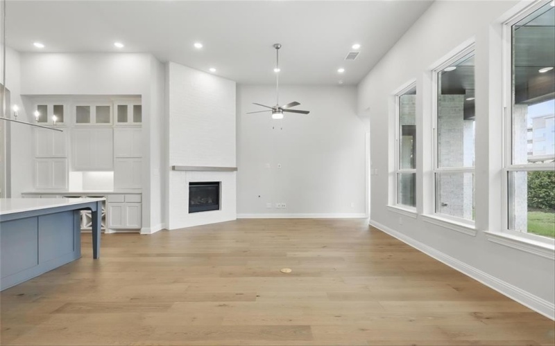6300 Whitebrush Place, Fort Worth, TX 76123, 3 Bedrooms Bedrooms, ,2 BathroomsBathrooms,Residential,For Sale,6300 Whitebrush Place,20811126