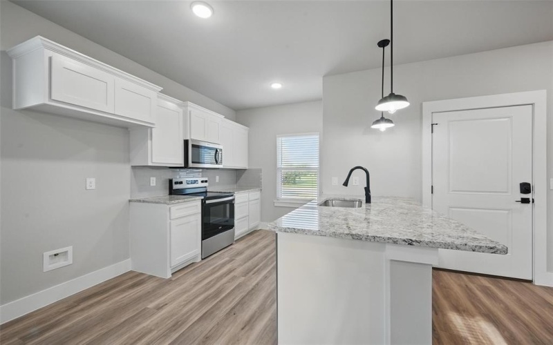 406 Broadway, Whitesboro, TX 76273, 3 Bedrooms Bedrooms, ,2 BathroomsBathrooms,Residential,For Sale,406 Broadway,20811256