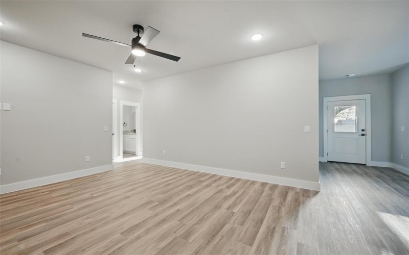 406 Broadway, Whitesboro, TX 76273, 3 Bedrooms Bedrooms, ,2 BathroomsBathrooms,Residential,For Sale,406 Broadway,20811256