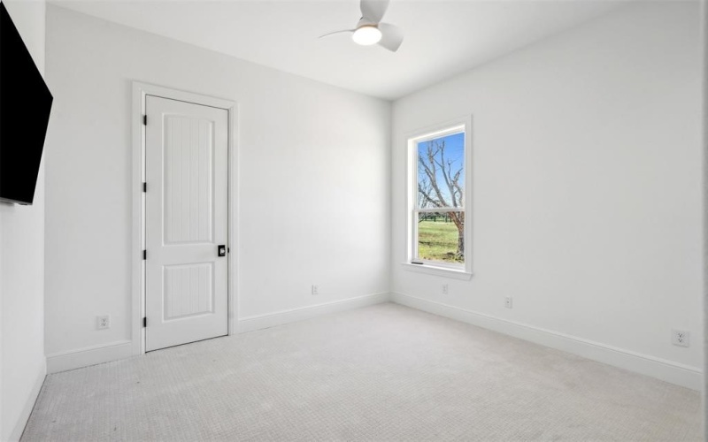 2409 Candlestick Drive, Granbury, TX 76049, 4 Bedrooms Bedrooms, ,5 BathroomsBathrooms,Residential,For Sale,2409 Candlestick Drive,20811301