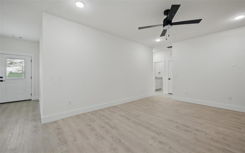 504 Broadway, Whitesboro, TX 76273, 3 Bedrooms Bedrooms, ,2 BathroomsBathrooms,Residential,For Sale,504 Broadway,20811306