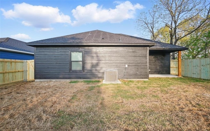 504 Broadway, Whitesboro, TX 76273, 3 Bedrooms Bedrooms, ,2 BathroomsBathrooms,Residential,For Sale,504 Broadway,20811306