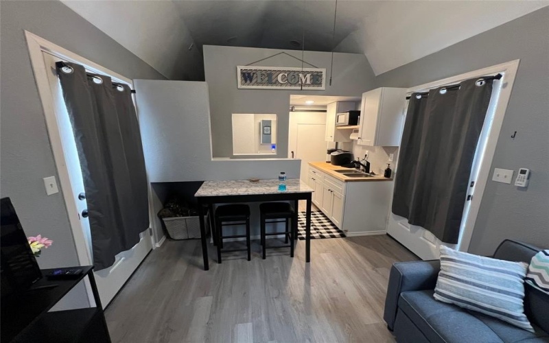 8036 County Road 604, Brownwood, TX 76801, 2 Habitaciones Habitaciones , ,2 BañosBaños,Residential Multi Family,En Venta,8036 County Road 604,20811312