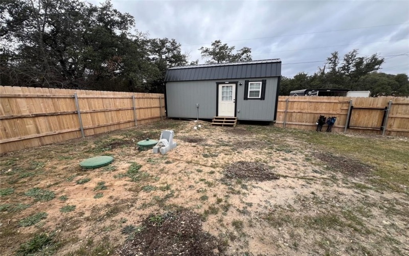 8036 County Road 604, Brownwood, TX 76801, 2 Habitaciones Habitaciones , ,2 BañosBaños,Residential Multi Family,En Venta,8036 County Road 604,20811312