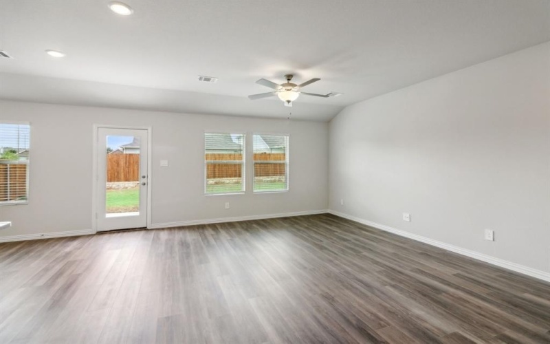 1339 Los Olmos Lane, Crandall, TX 75114, 3 Habitaciones Habitaciones , ,2 BañosBaños,Residential,En Venta,1339 Los Olmos Lane,20811333