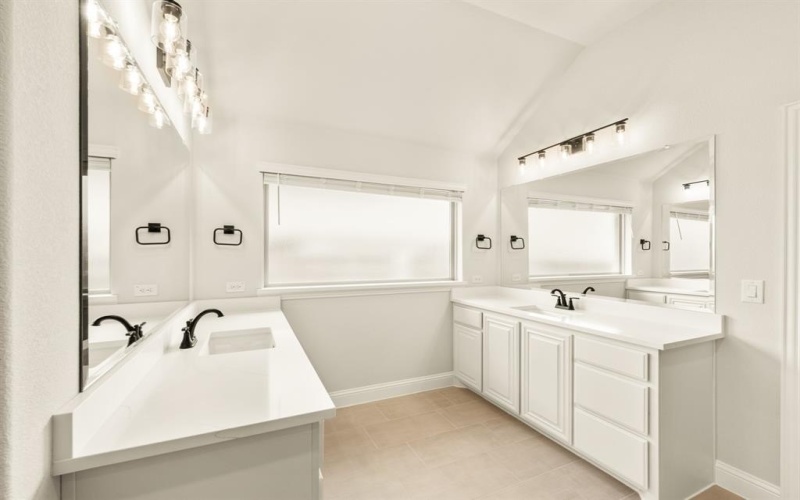 481 Red Maple Road, Waxahachie, TX 75165, 3 Bedrooms Bedrooms, ,3 BathroomsBathrooms,Residential,For Sale,481 Red Maple Road,20816565