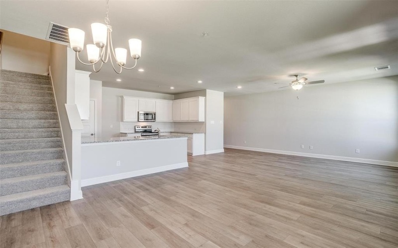 803 Homeplace Circle, Mansfield, TX 76063, 3 Bedrooms Bedrooms, ,2 BathroomsBathrooms,Residential,For Sale,803 Homeplace Circle,20816994