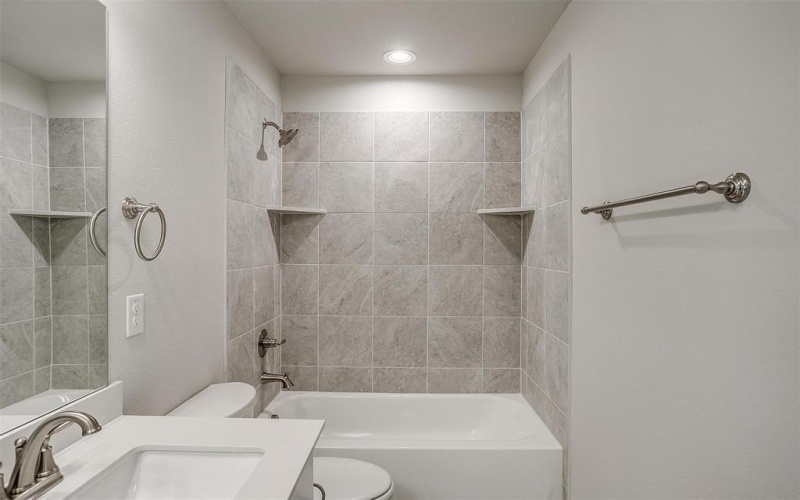 803 Homeplace Circle, Mansfield, TX 76063, 3 Bedrooms Bedrooms, ,2 BathroomsBathrooms,Residential,For Sale,803 Homeplace Circle,20816994