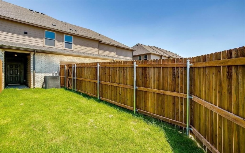 803 Homeplace Circle, Mansfield, TX 76063, 3 Bedrooms Bedrooms, ,2 BathroomsBathrooms,Residential,For Sale,803 Homeplace Circle,20816994