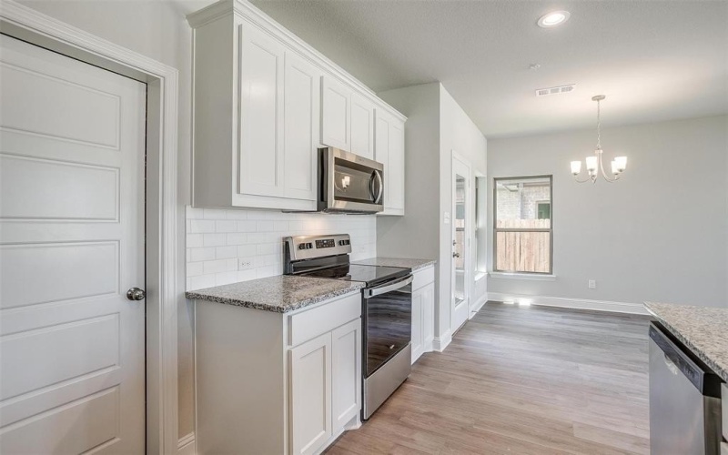 805 Homeplace Circle, Mansfield, TX 76063, 3 Bedrooms Bedrooms, ,2 BathroomsBathrooms,Residential,For Sale,805 Homeplace Circle,20817023
