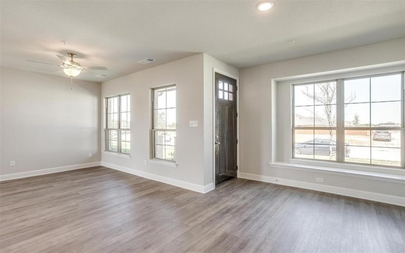805 Homeplace Circle, Mansfield, TX 76063, 3 Bedrooms Bedrooms, ,2 BathroomsBathrooms,Residential,For Sale,805 Homeplace Circle,20817023