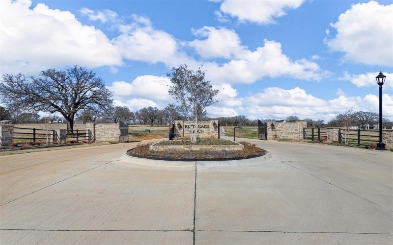 7701 Black Elk Court, Burleson, TX 76028, 4 Bedrooms Bedrooms, ,5 BathroomsBathrooms,Residential,For Sale,7701 Black Elk Court,20817068