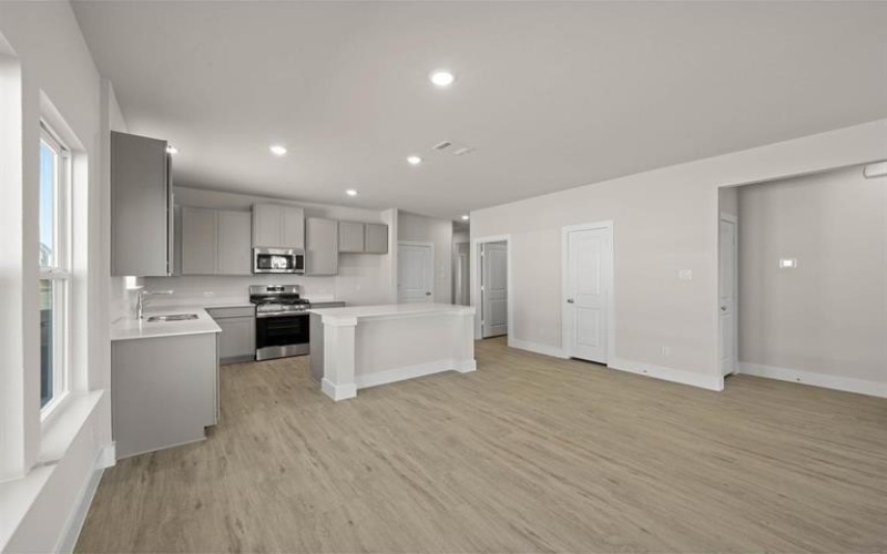 8740 Heartland Drive, Fort Worth, TX 76123, 3 Bedrooms Bedrooms, ,2 BathroomsBathrooms,Residential,For Sale,8740 Heartland Drive,20817153