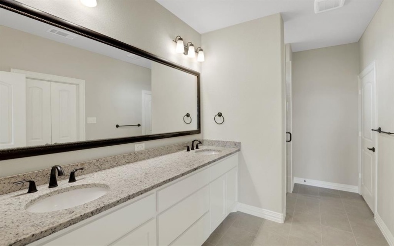 6121 Villaggio Way, Fort Worth, TX 76123, 2 Bedrooms Bedrooms, ,2 BathroomsBathrooms,Residential,For Sale,6121 Villaggio Way,20817385