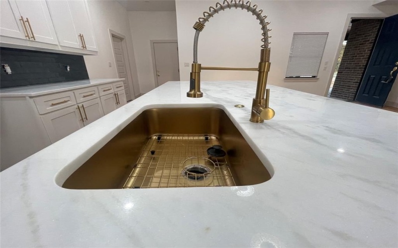 1082 Pearl Harbor Street, Tool, TX 75143, 4 Bedrooms Bedrooms, ,2 BathroomsBathrooms,Residential,For Sale,1082 Pearl Harbor Street,20817408