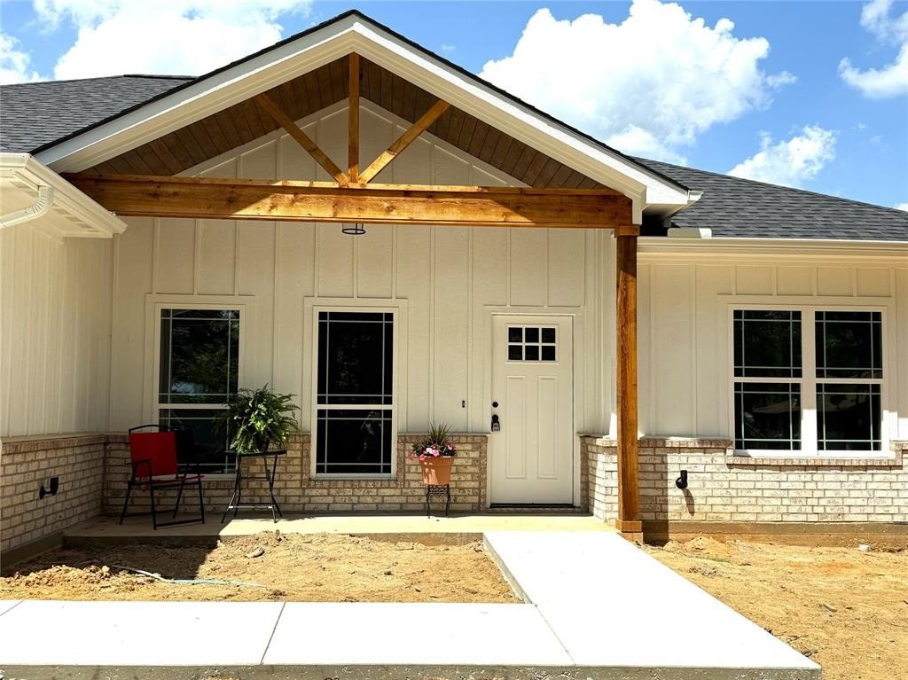 901 E Bailey Ave, Troup, TX 75789, 3 Bedrooms Bedrooms, ,2 BathroomsBathrooms,Residential,For Sale,901 E Bailey Ave,20817417