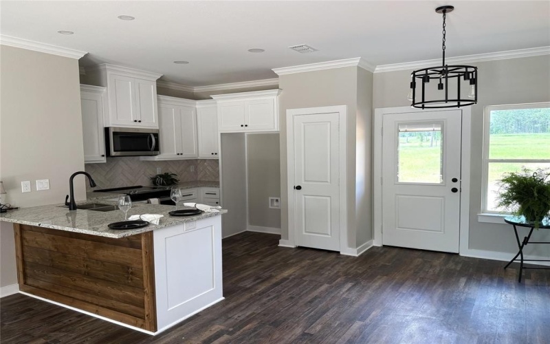 901 E Bailey Ave, Troup, TX 75789, 3 Bedrooms Bedrooms, ,2 BathroomsBathrooms,Residential,For Sale,901 E Bailey Ave,20817417
