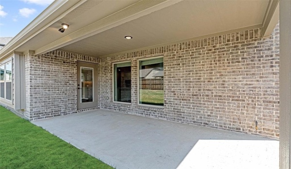 2409 Gentle Knoll Drive, Melissa, TX 75454, 4 Bedrooms Bedrooms, ,3 BathroomsBathrooms,Residential,For Sale,2409 Gentle Knoll Drive,20817614