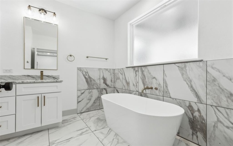 5804 Aton Avenue, Westworth Village, TX 76114, 3 Bedrooms Bedrooms, ,2 BathroomsBathrooms,Residential,For Sale,5804 Aton Avenue,20817617