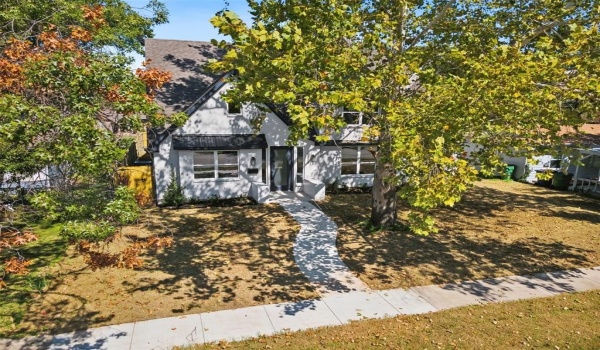 5804 Aton Avenue, Westworth Village, TX 76114, 3 Bedrooms Bedrooms, ,2 BathroomsBathrooms,Residential,For Sale,5804 Aton Avenue,20817617