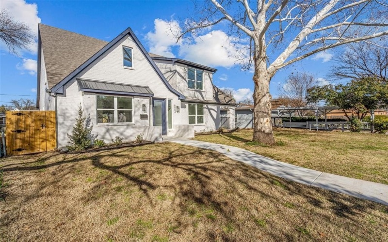 5804 Aton Avenue, Westworth Village, TX 76114, 3 Bedrooms Bedrooms, ,2 BathroomsBathrooms,Residential,For Sale,5804 Aton Avenue,20817617