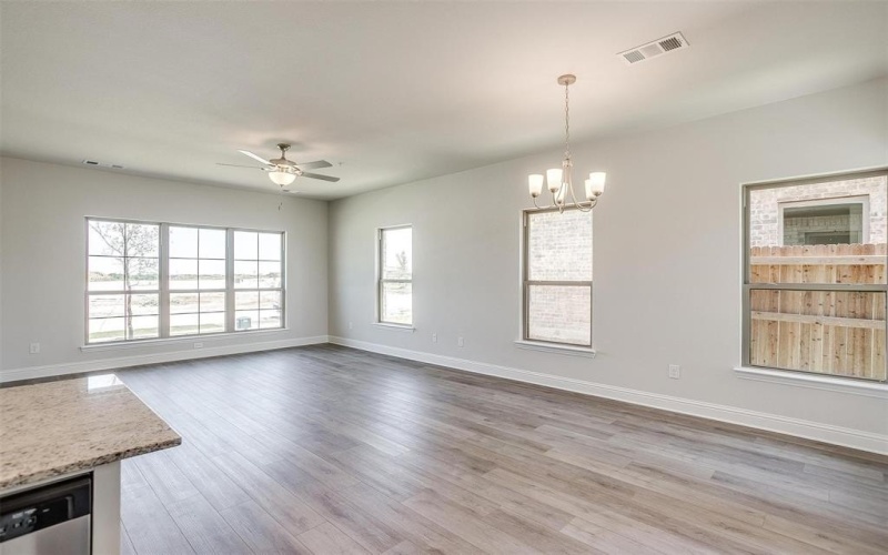 815 HOmeplace Circle, Mansfield, TX 76063, 3 Bedrooms Bedrooms, ,2 BathroomsBathrooms,Residential,For Sale,815 HOmeplace Circle,20817739