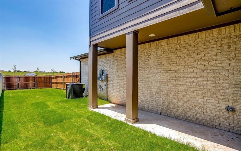815 HOmeplace Circle, Mansfield, TX 76063, 3 Bedrooms Bedrooms, ,2 BathroomsBathrooms,Residential,For Sale,815 HOmeplace Circle,20817739