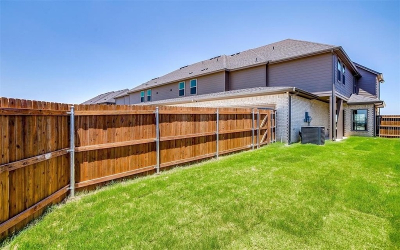 815 HOmeplace Circle, Mansfield, TX 76063, 3 Bedrooms Bedrooms, ,2 BathroomsBathrooms,Residential,For Sale,815 HOmeplace Circle,20817739