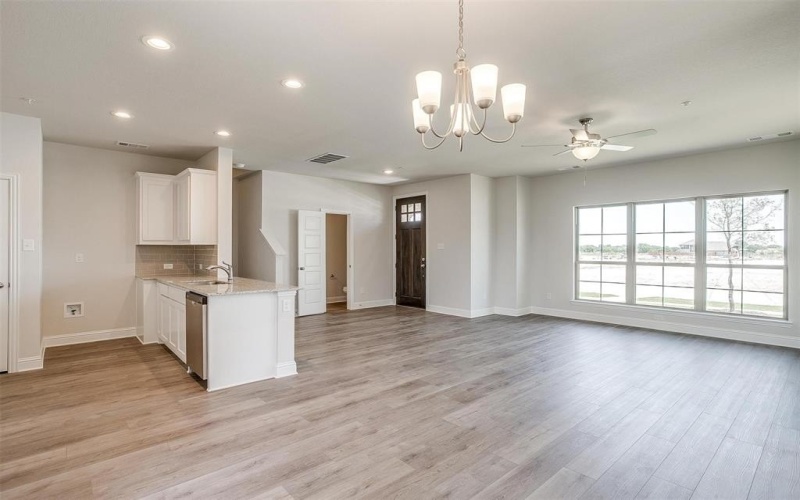 815 HOmeplace Circle, Mansfield, TX 76063, 3 Bedrooms Bedrooms, ,2 BathroomsBathrooms,Residential,For Sale,815 HOmeplace Circle,20817739