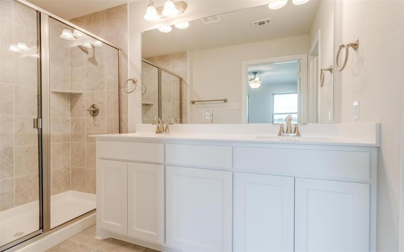1529 HOmeplace Circle, Mansfield, TX 76063, 3 Habitaciones Habitaciones , ,2 BañosBaños,Residential,En Venta,1529 HOmeplace Circle,20817807