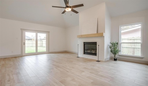 5805 Trigg Drive, Westworth Village, TX 76114, 4 Bedrooms Bedrooms, ,2 BathroomsBathrooms,Residential,For Sale,5805 Trigg Drive,20817808
