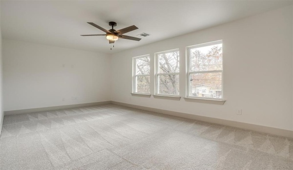 5805 Trigg Drive, Westworth Village, TX 76114, 4 Bedrooms Bedrooms, ,2 BathroomsBathrooms,Residential,For Sale,5805 Trigg Drive,20817808
