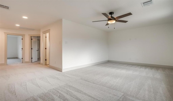 5805 Trigg Drive, Westworth Village, TX 76114, 4 Bedrooms Bedrooms, ,2 BathroomsBathrooms,Residential,For Sale,5805 Trigg Drive,20817808