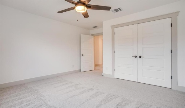 5805 Trigg Drive, Westworth Village, TX 76114, 4 Bedrooms Bedrooms, ,2 BathroomsBathrooms,Residential,For Sale,5805 Trigg Drive,20817808