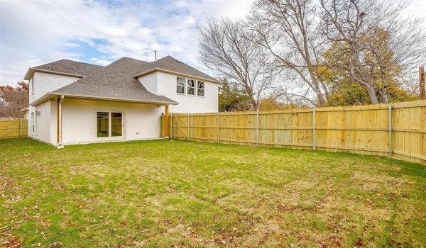 5805 Trigg Drive, Westworth Village, TX 76114, 4 Bedrooms Bedrooms, ,2 BathroomsBathrooms,Residential,For Sale,5805 Trigg Drive,20817808