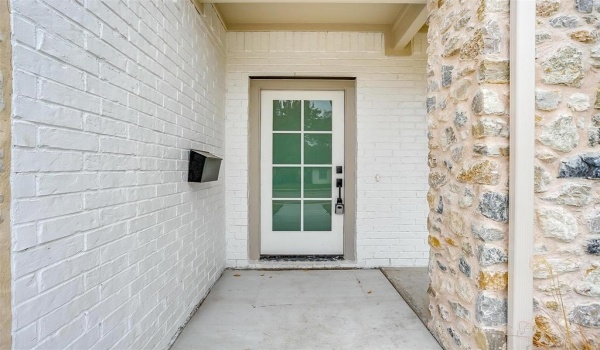 5805 Trigg Drive, Westworth Village, TX 76114, 4 Bedrooms Bedrooms, ,2 BathroomsBathrooms,Residential,For Sale,5805 Trigg Drive,20817808