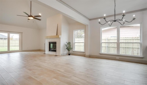 5805 Trigg Drive, Westworth Village, TX 76114, 4 Bedrooms Bedrooms, ,2 BathroomsBathrooms,Residential,For Sale,5805 Trigg Drive,20817808