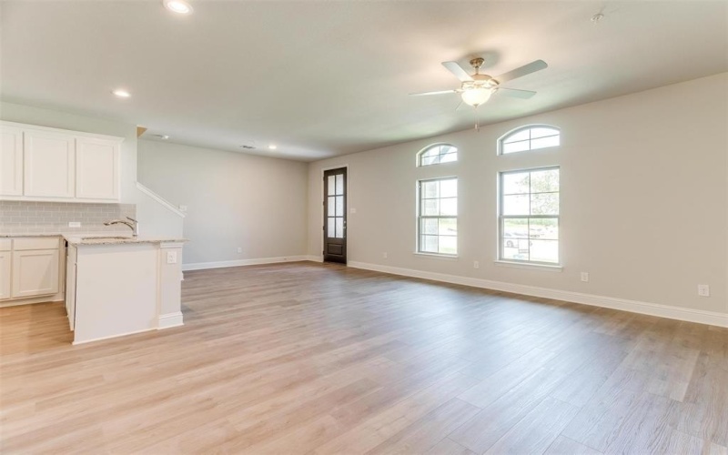1531 HOmeplace Circle, Mansfield, TX 76063, 3 Bedrooms Bedrooms, ,2 BathroomsBathrooms,Residential,For Sale,1531 HOmeplace Circle,20817820